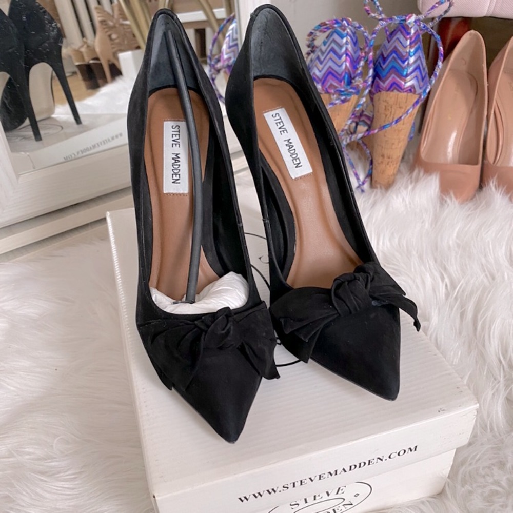 Steve Madden Token Bow Heels